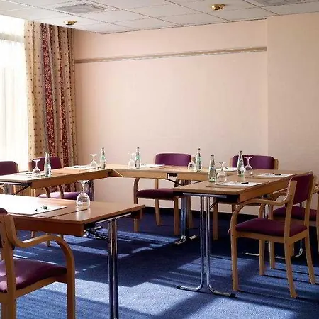 Hotel Mice Collection Business- Und Stadthotel An Der Mosel Nahe Swt Arena Und Viking Anleger 4*