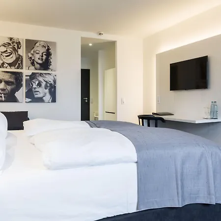 Mice Collection Business- Und Stadthotel An Der Mosel Nahe Swt Arena Und Viking Anleger Hotel 4*