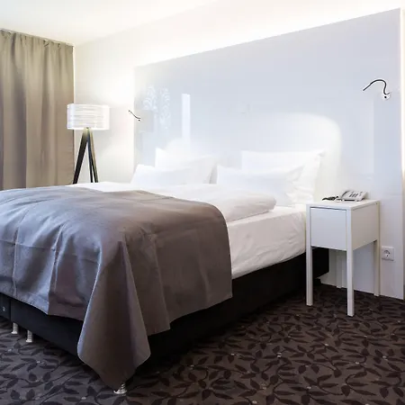 Mice Collection Business- Und Stadthotel An Der Mosel Nahe Swt Arena Und Viking Anleger Trier
