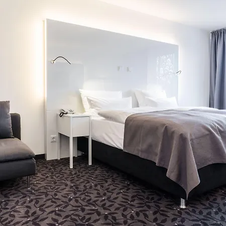 Hotel Mice Collection Business- Und Stadthotel An Der Mosel Nahe Swt Arena Und Viking Anleger
