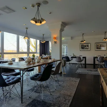 Hotel Mice Collection Business- Und Stadthotel An Der Mosel Nahe Swt Arena Und Viking Anleger 4*