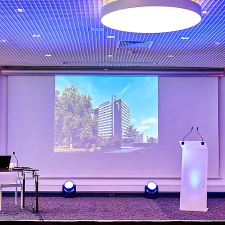 Mice Collection Business- Und Stadthotel An Der Mosel Nahe Swt Arena Und Viking Anleger Hotel 4*