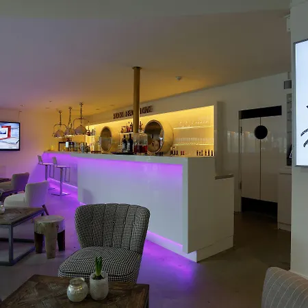 Mice Collection Business- Und Stadthotel An Der Mosel Nahe Swt Arena Und Viking Anleger Trier