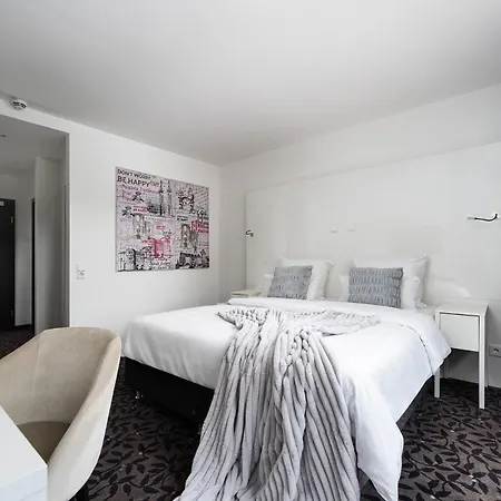 Mice Collection Business- Und Stadthotel An Der Mosel Nahe Swt Arena Und Viking Anleger Trier