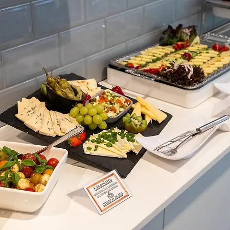 Mice Collection Business- Und Stadthotel An Der Mosel Nahe Swt Arena Und Viking Anleger