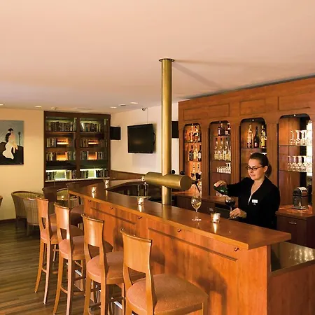 Mice Collection Business- Und Stadthotel An Der Mosel Nahe Swt Arena Und Viking Anleger Trier