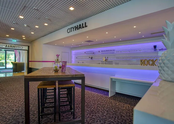 Hotel Fourside Plaza Trier, Trademark Collection By Wyndham 4*