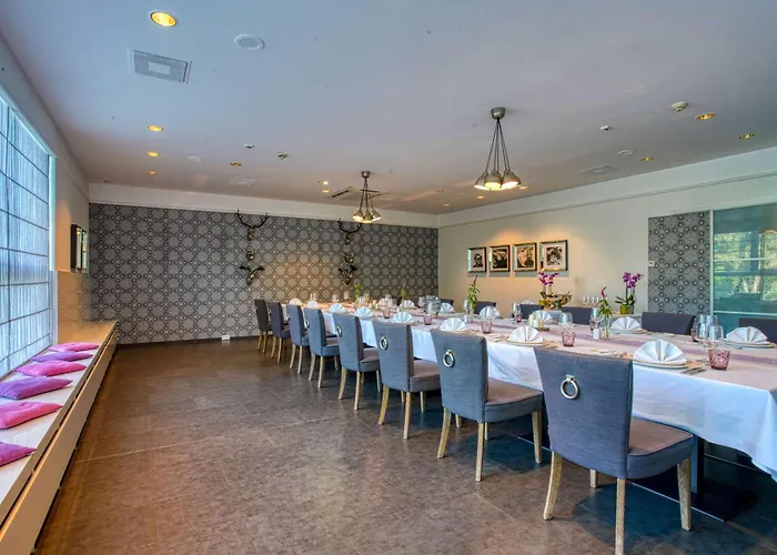 Fourside Plaza Trier, Trademark Collection By Wyndham מלון 4*