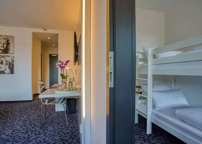 Fourside Plaza Trier, Trademark Collection By Wyndham מלון