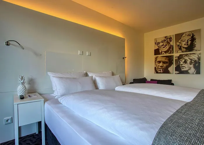 Fourside Plaza Trier, Trademark Collection By Wyndham מלון 4*