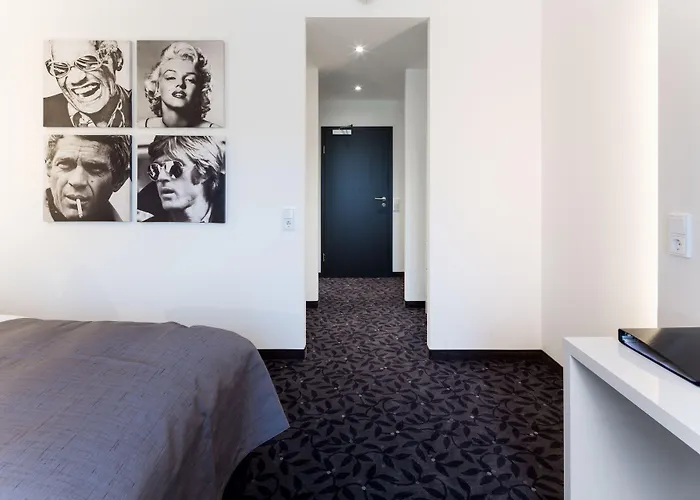 Fourside Plaza Trier, Trademark Collection By Wyndham Hotel