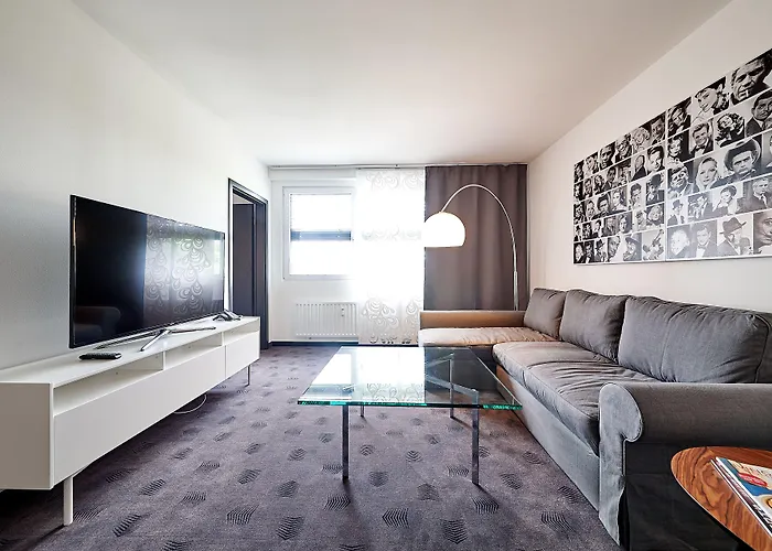 Fourside Plaza Trier, Trademark Collection By Wyndham Trier