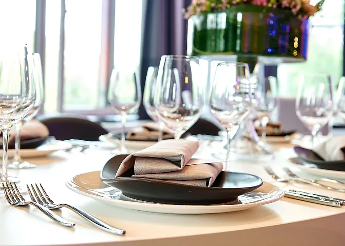 Fourside Plaza Trier, Trademark Collection By Wyndham מלון